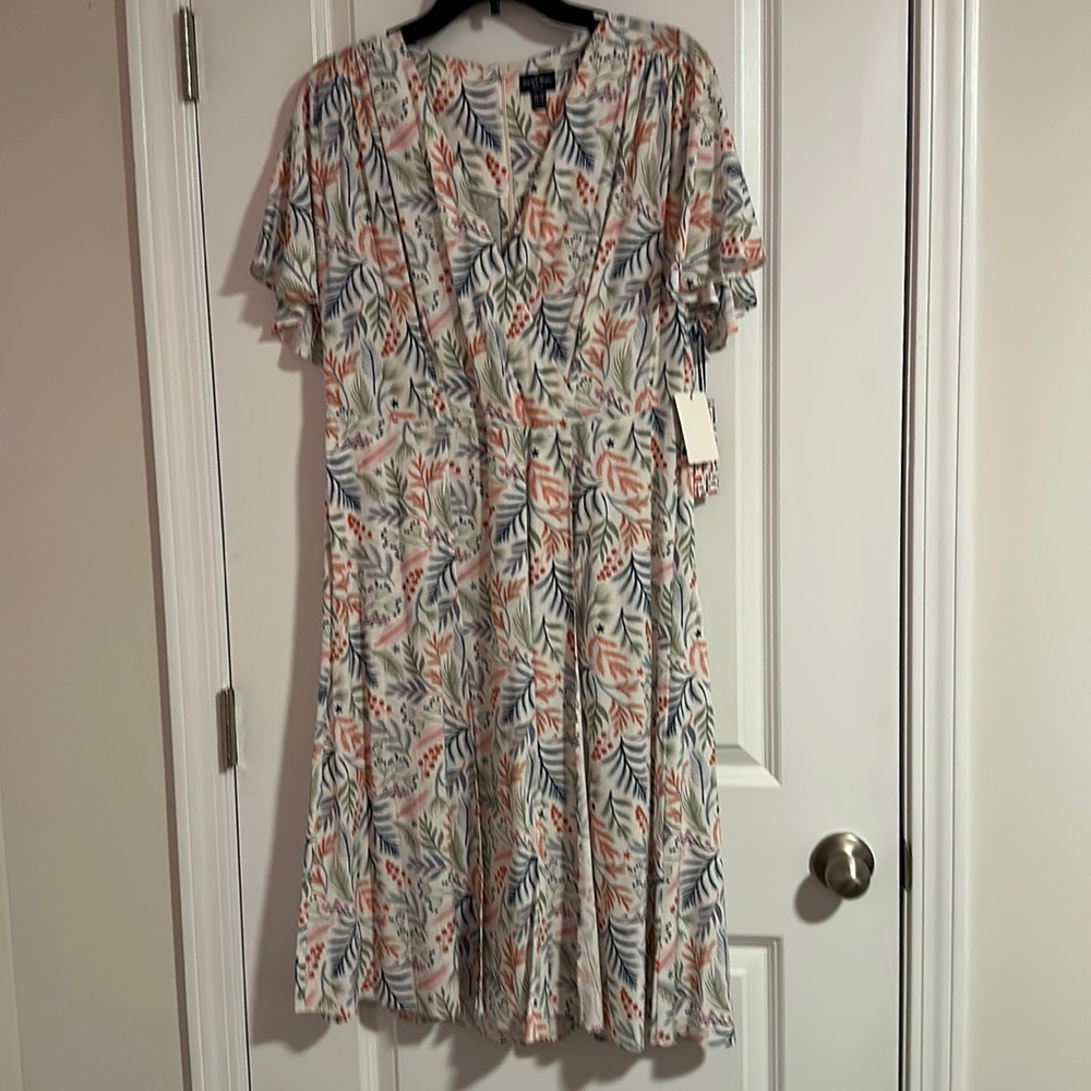 Seville Row Wrap Dress Size 12 White with Colorful Pattern Flutter Sleeve NWT